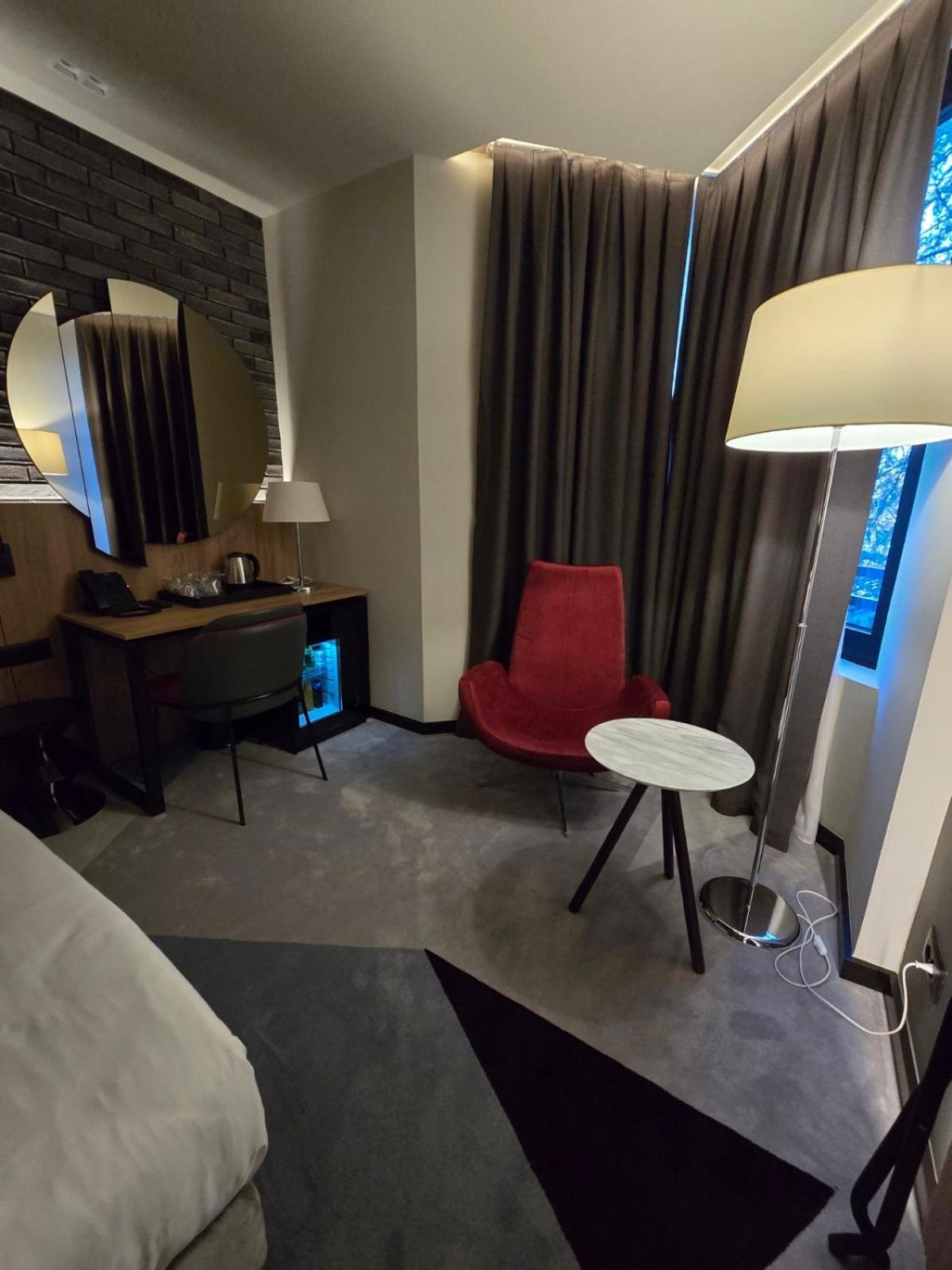 Hotel Vojvoda Putnik 브라네 외부 사진