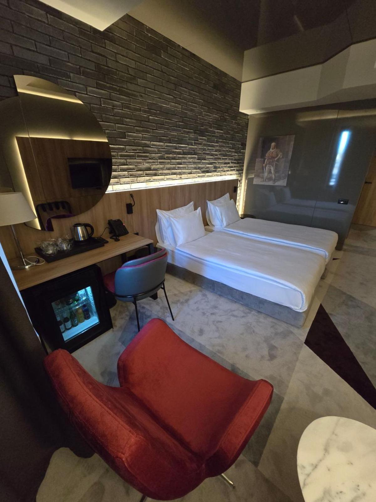Hotel Vojvoda Putnik 브라네 외부 사진